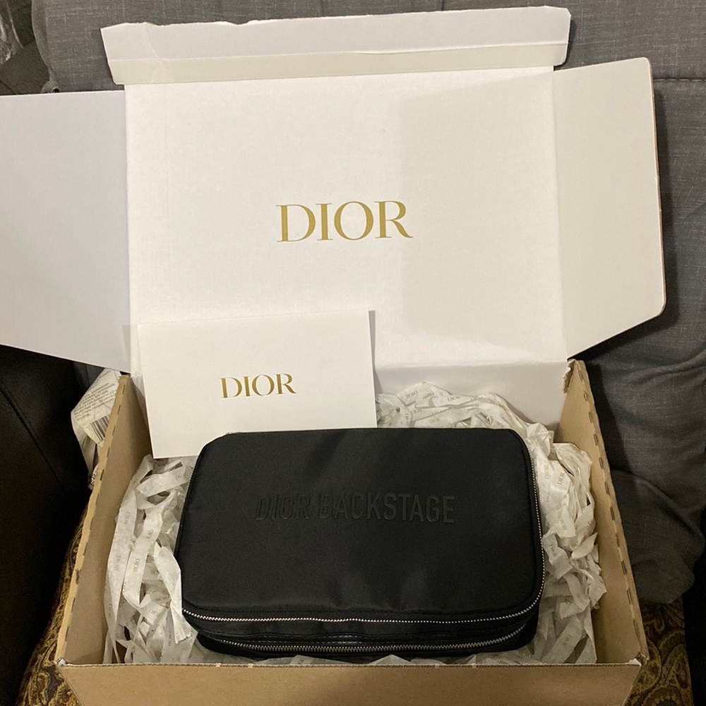 Dior Cosmetic Bag - Picture 11 of 11